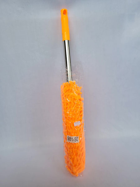 <span style='position: fixed;top: 500px;left: calc( 550px + (100vw - 600px)/2);'></span>
<table width='100%' border='0'>
  <tr>
    <td style='padding: 5px;width: 70%;background-color:#ec0d0d;vertical-align: middle;font-size:35px;height: 102px;border-radius: 20px;'>Small Microfibre Duster 981-50</td>
    <td class='watch' align='center' style='position: fixed; background-image:url(assets/price.png);background-size: cover;
    font-size: 45px;
    top: 645px;
    left: calc( 460px + (100vw - 600px)/2);
    width: 245px;
    height: 200px;
    text-align: -webkit-center;
    vertical-align: middle;'><div style='padding-top: 90px;transform: rotate(7deg);'><span>40  R</span></div></td>    
  </tr>
</table>